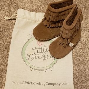 Little love bug brown moccasin boot with fringe